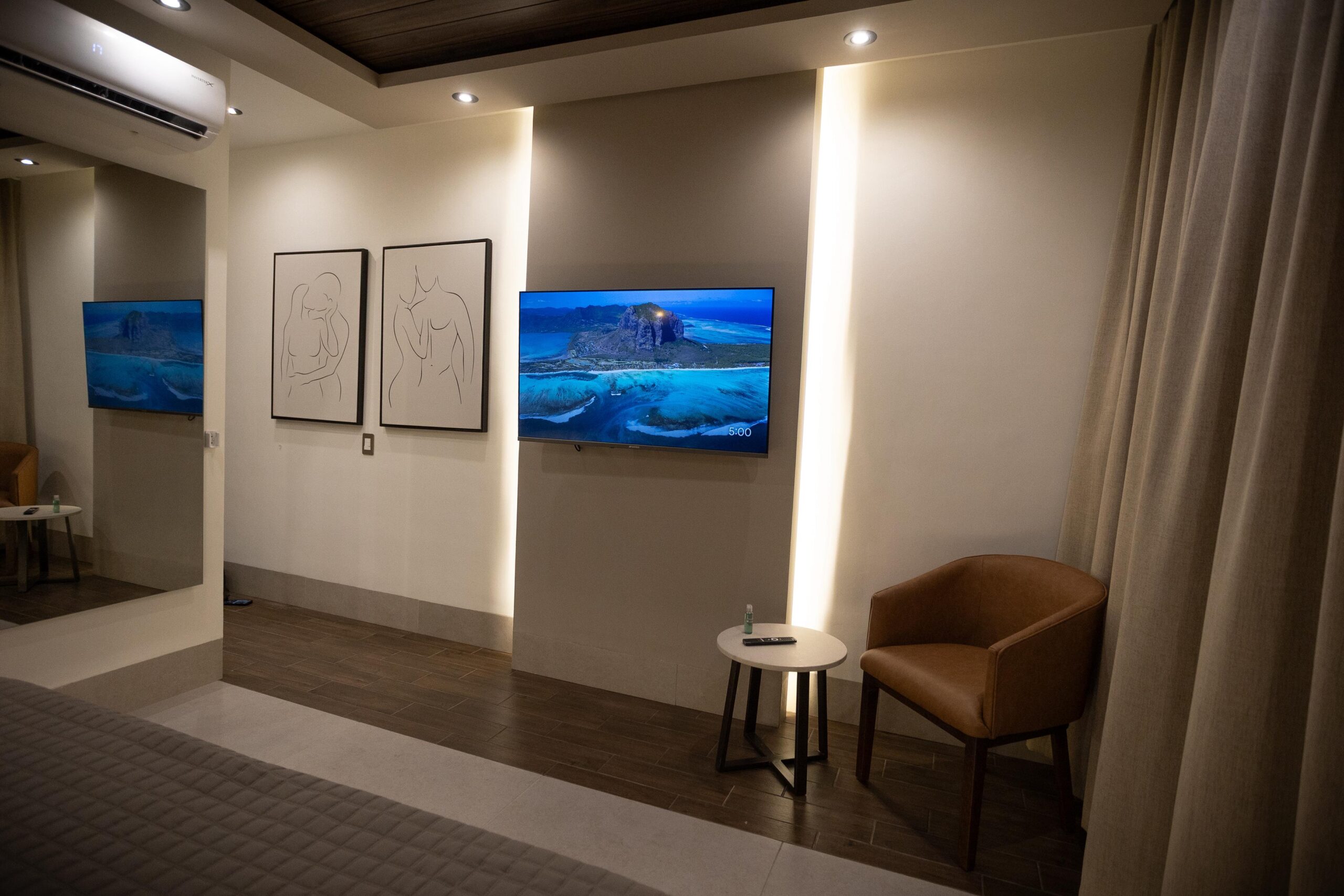 WhatsApp Image 2025-08-26 at 8.45.43 PM (1)